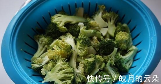 玉米淀粉|在家做蒜蓉虾仁西兰花,蒜香浓郁,可口清爽!