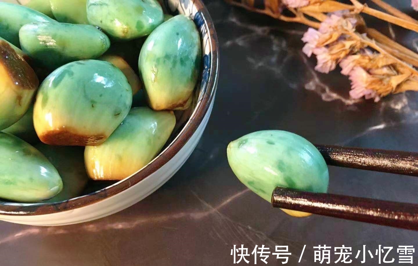 爽口|腌腊八蒜,可别直接放醋,多加两样,酸脆爽口,5天就能变绿