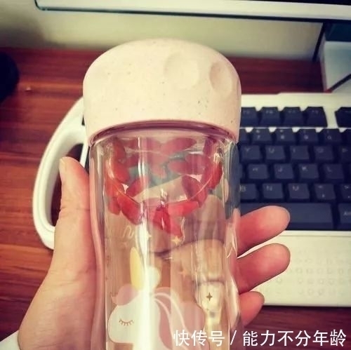 孙思邈|黄芪、枸杞和红枣,能一起泡水喝吗?今天说明白