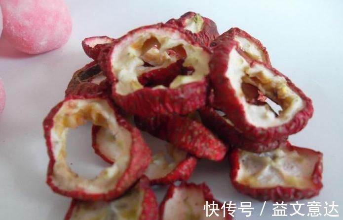 微量元素|泡山楂时加一宝,常喝血管不堵了,大肚子平了,子宫也更滋润