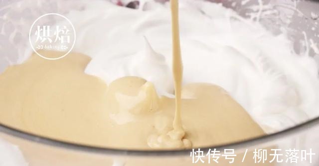 卖断货的生椰拿铁出蛋糕卷了 清新又浓郁 下一个爆款就是它！