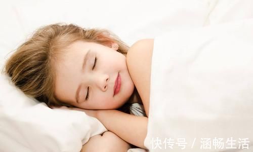 电子产品|骨科专家：孩子睡前坚持3不做，“天生的”个子低也能发生逆转