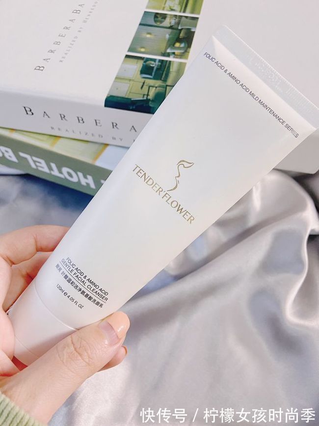 泡沫|全球5大憋屈洗面奶,明明好用还不贵,却“输在包装”,你用过吗