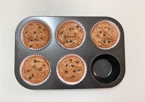  入回温|新手也能轻松做的巧克力小蛋糕，口感丰富、松软醇厚，快收藏！