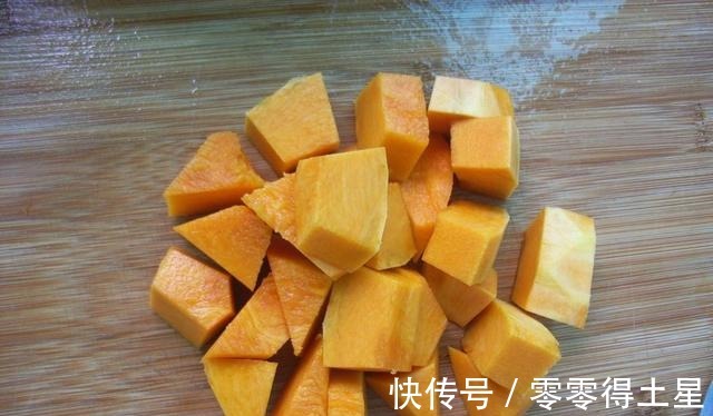 百合炖汤|秋季进补，多给家人喝这汤，营养极高，精神饱满过秋天！