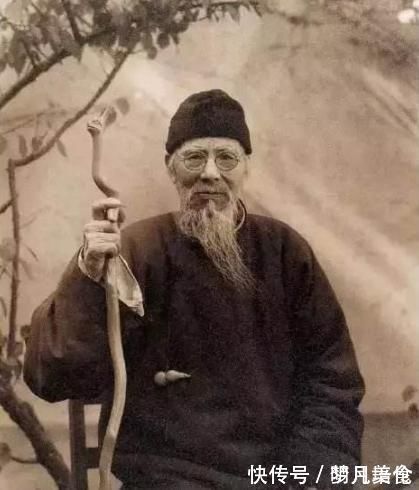 绘画@齐白石把老虎画成病猫,为何能卖出千万?专家称关键在尾巴