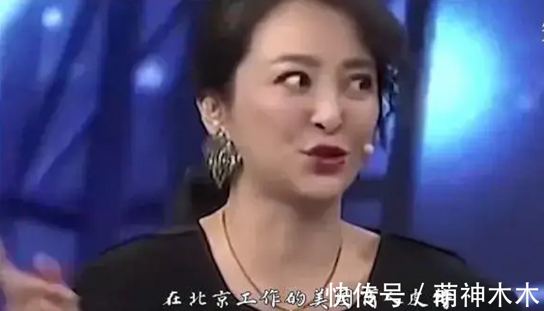 |老戏骨李勤勤现身婚宴,席上打包饭菜被笑话,直言别浪费不丢人