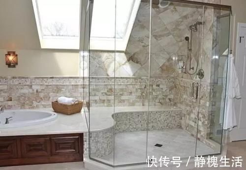 实用|老公在淋浴房装个“小东西”，朋友都夸美观实用，真的太聪明了