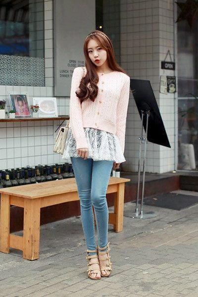 女人味 优雅美丽的牛仔裤,彰显出女人落落大方的简约风格!