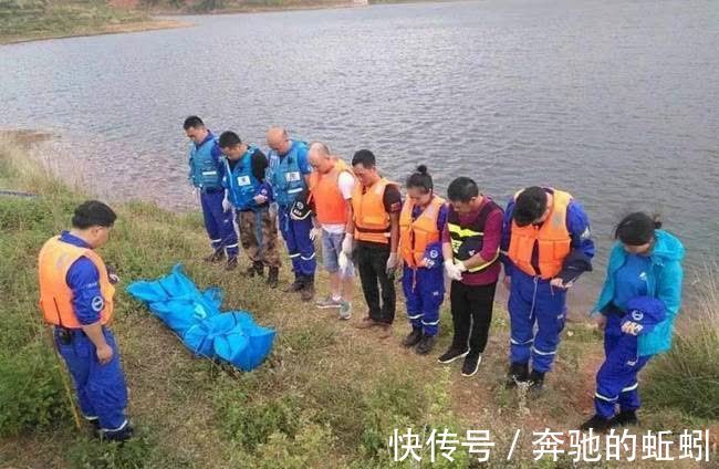 因鱼竿被大鱼拖走，广东一钓友下水溺亡，当地人：河里好多大鱼