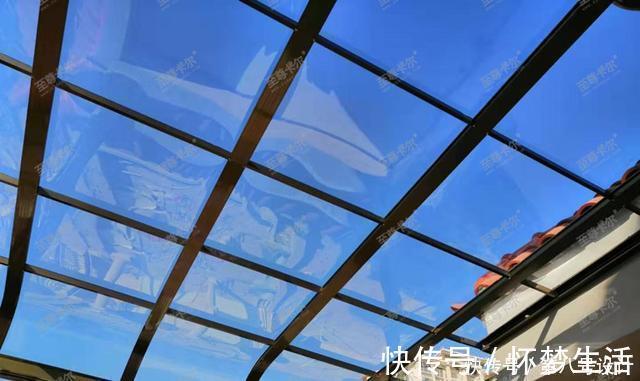 阳光房|当庭院遇见移动阳光房，无需太多雕琢，就美的有“格调”