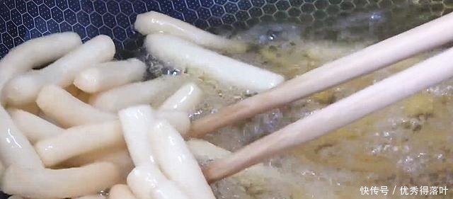 白糖|过年吃的零食江米条,不用买,在家自己做,香甜又酥脆,过年必备