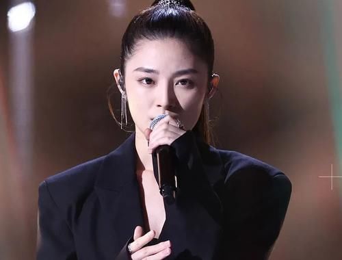 中國好聲音|中國好聲音五強(qiáng)爭霸賽，伍珂玥全場第一，“愛哭鬼”王靖雯第二