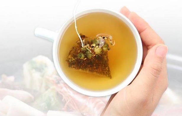 肝火过旺|肝火旺，会出现6个异常，勤饮一水，食二蔬，动三处，降火又护肝