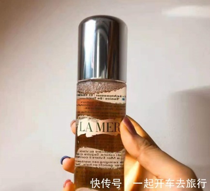 氨基酸洗面奶 被皮肤科医生拉入“黑名单”的护肤品,买一送十都别要,没效果!