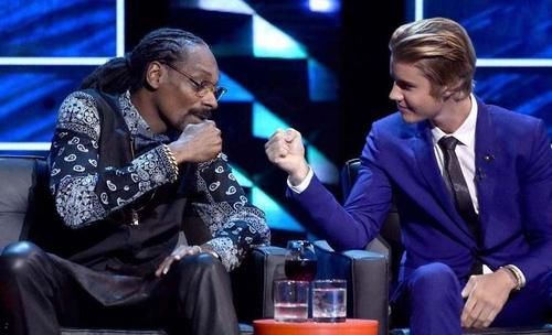 黄奕《吐槽大会》发言惹怒伊能静，对方发文怒批，网友：怼得好