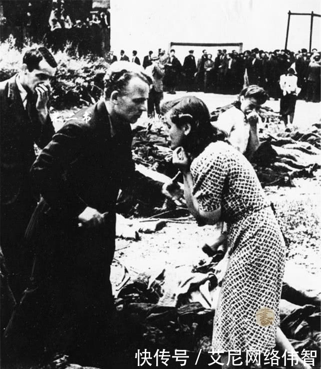 二战|老照片:二战纳粹德军杀戮犹太裔人的镜头 越过时光依旧满眼悲伤