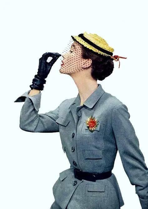 明年的流行色居然是它,这篇全是搭配灵感!