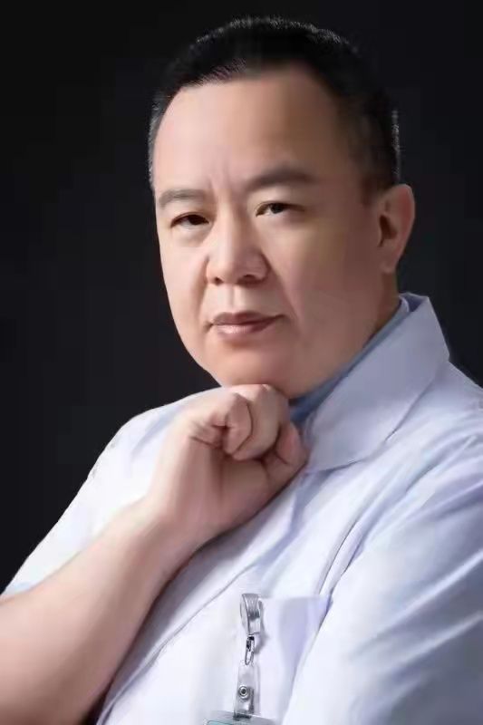 面肌|“眼皮跳”，脸部肌肉抽搐，面肌痉挛久拖不治，毁的何止是颜值