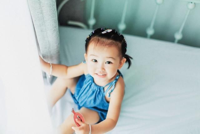 小雨|“我不会让娃3岁上幼儿园”，十年幼师说出的三个原因你认同吗