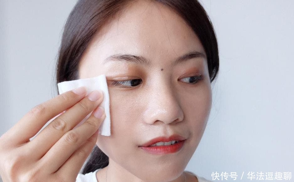 化妆品|肤色暗沉、反复长痘?你的卸妆方式还在“杀敌一千,自损八百”吗