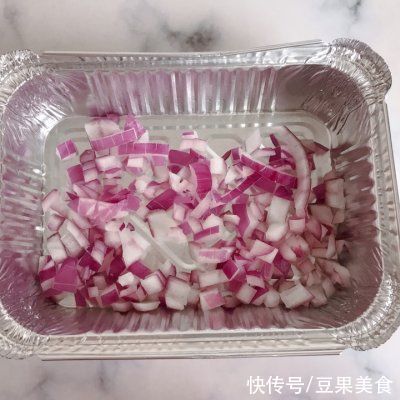 豆腐|下班还点啥外卖，这道#夏日开胃餐#锡纸豆腐快到飞起