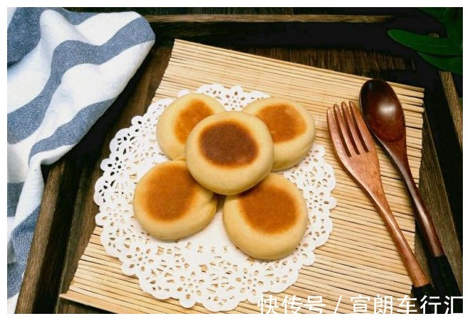 山药饼|2分钟学会山药新做法,不加水不放油,香甜又喧软,比蛋糕还好吃