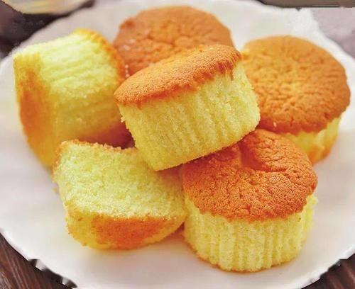 电动打蛋器|终于找到了配方，吃一次就会上瘾的鸡蛋糕，蓬松柔软，奶香浓郁