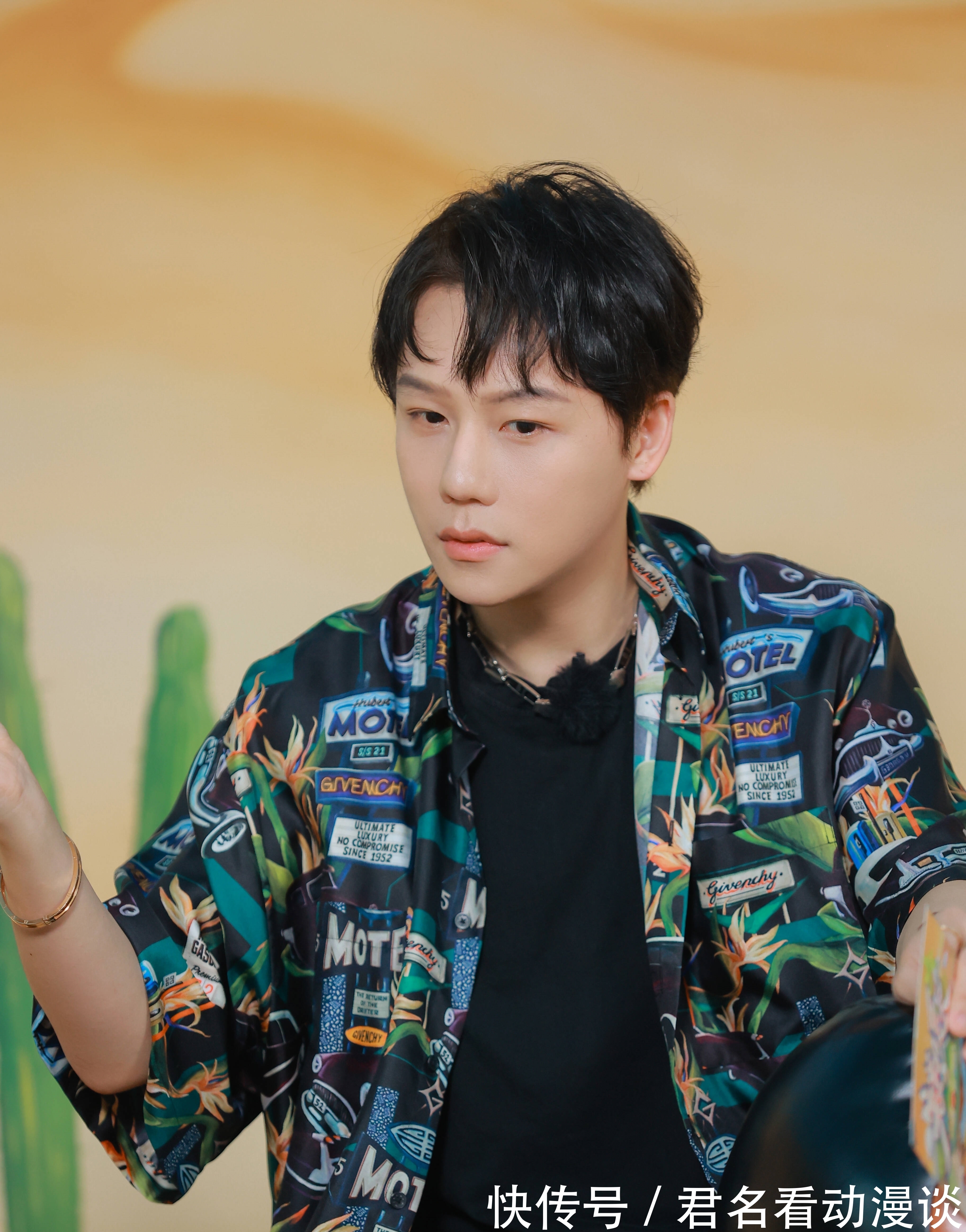 劉維|《完美的夏天2》李汶翰挑戰(zhàn)四千米高空跳傘 利路修體驗(yàn)超高水滑梯