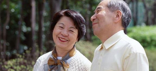 闺女|人到晚年,对自己负责,3样东西不能无论如何也不能交给儿女