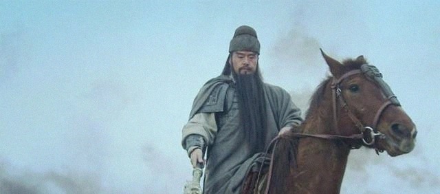 吹牛|被偃月刀砍后，只有死路一条？看完用法，顿时明白罗贯中没有吹牛