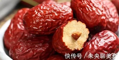 芝麻酚|红枣和它一起煮,每天一杯,白发黑了,睡得香了,不想显老可试试