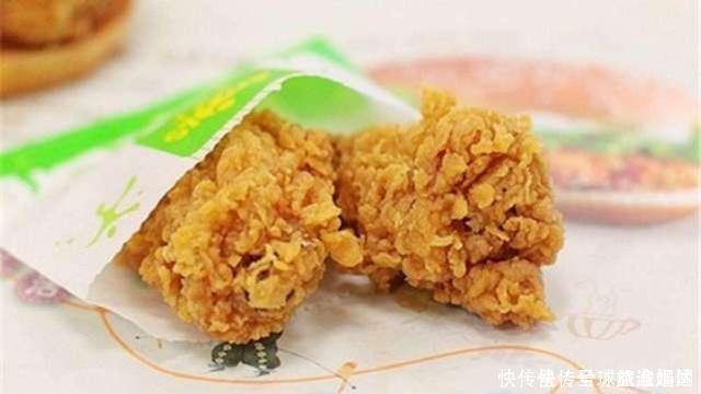 养鸡场|炸鸡店从不断货,这么多“鸡翅”哪来的?看完答案后:心疼小鸡!