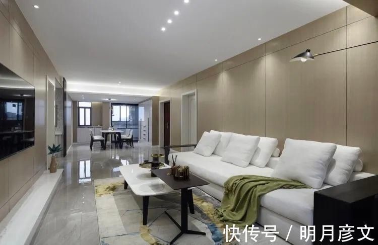 黑白配|100㎡现代简约,自然舒适木质感,结合时尚的黑白配,高级端庄