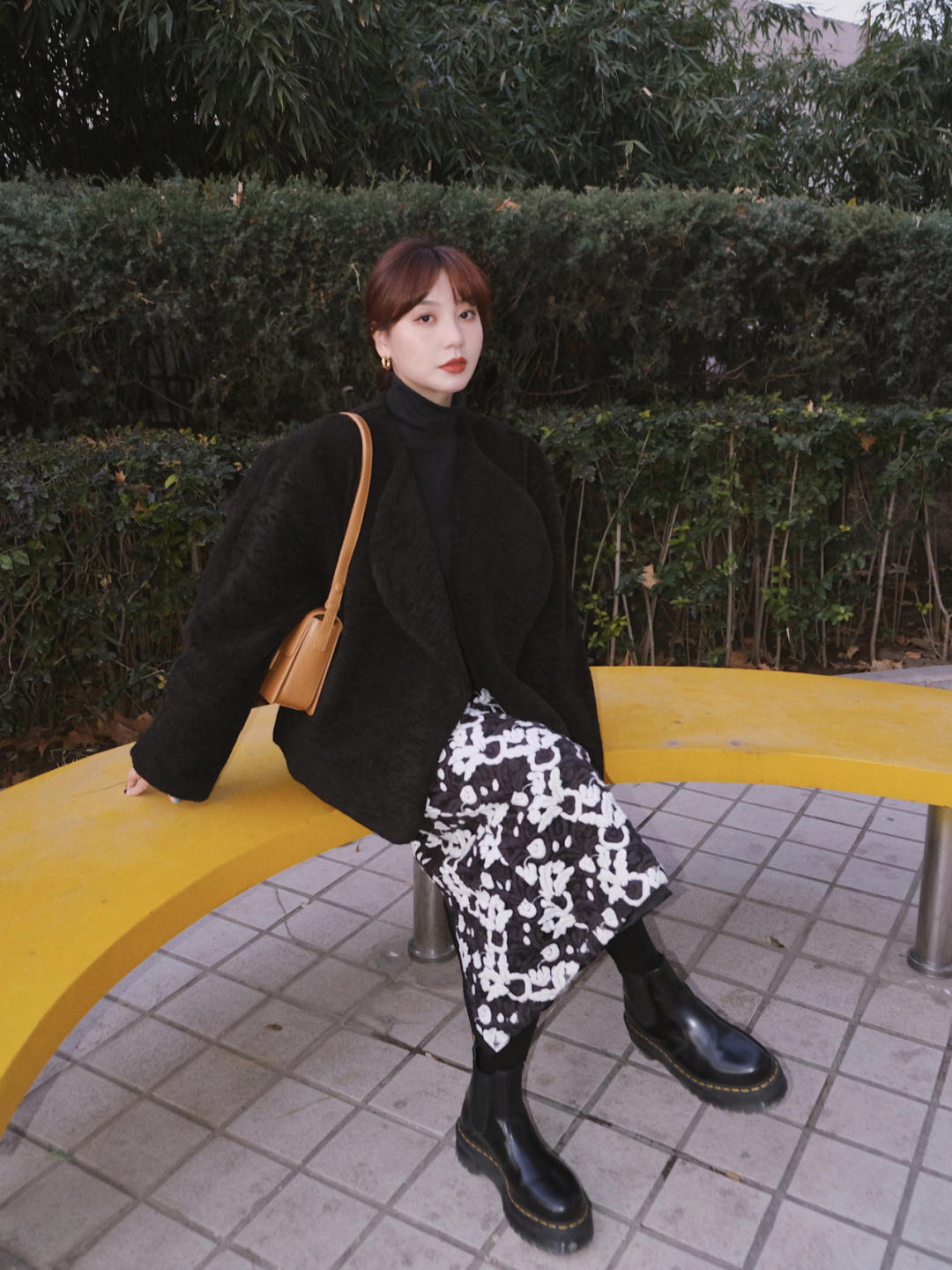 白色|今年冬天来一件“泰迪熊”外套吧!长短皆可,只需备上这4色