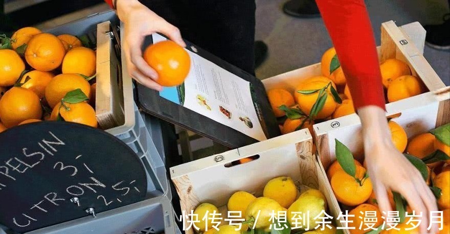 王健林|又一“暴利”行业诞生，有人一天赚20000，比房地产的利润率还高！