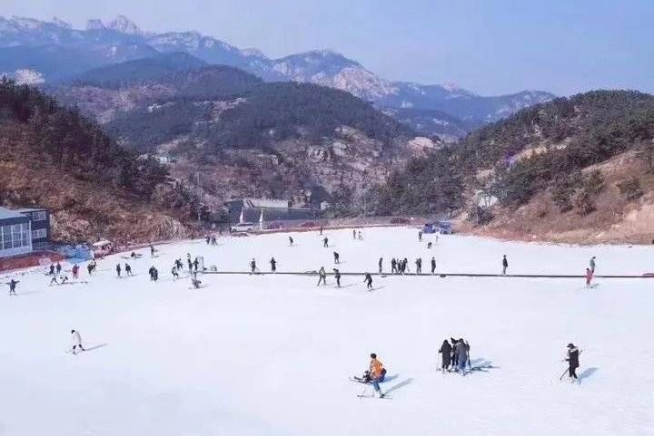 滑雪|滑雪、温泉、摩托车……这个冬天来青岛这么玩