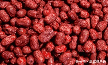 两样|过了30的女人要多吃红枣,红枣加两样做成豆浆,补血养颜没得说