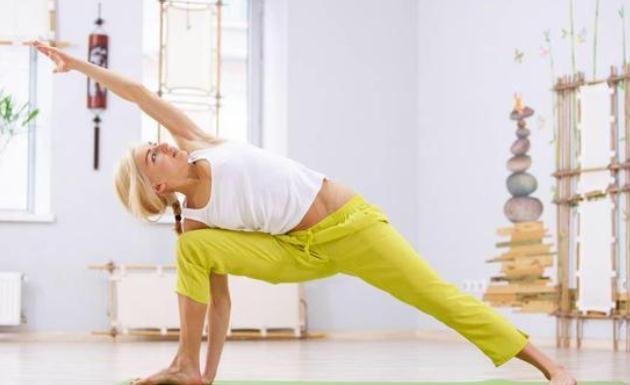 大小腿|瑜伽中的打开胸腔就是本意吗?4式动作,教你正确的延展!