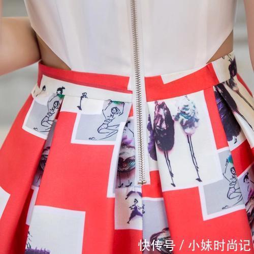 蕾丝 时刻不忘升华自己气质,穿时髦的连衣裙,做一个有范儿的女人