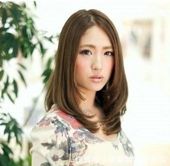 中分|脸大的女生适合什么发型 5款中长发烫发轻松变小脸