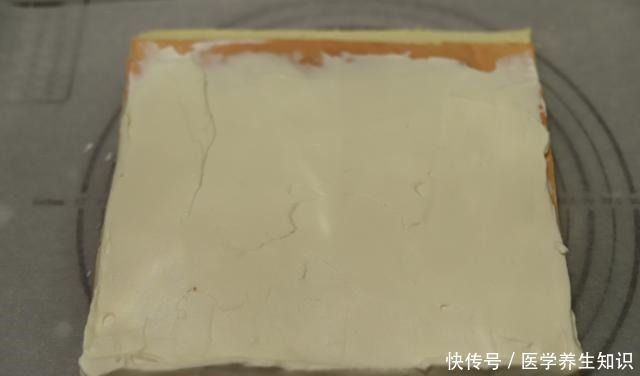 虎皮|8块钱一个的虎皮蛋糕卷,3分钟就能学会,轻松在家做,吃到够!