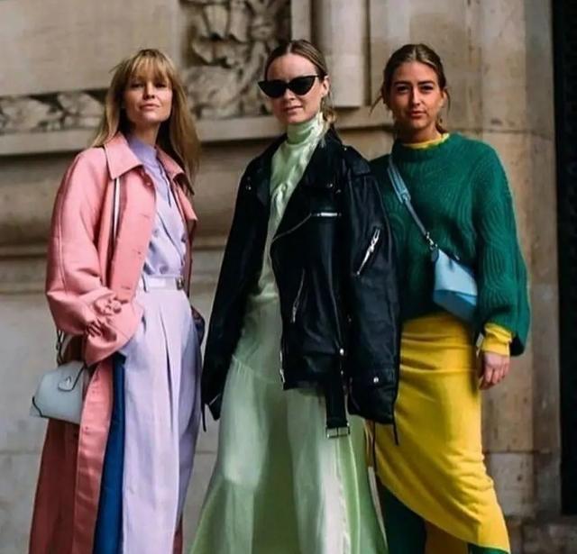 搭配|怎么穿才能显得肤白貌美，彩搭配攻略，轻松穿出超模感