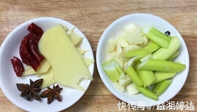 酱焖黄花鱼|黄花鱼这样做最好吃,做好不破皮不碎肉,外酥里嫩,营养不流失