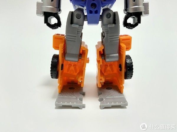 车形态|变形金刚玩具 篇三十七:这个小家伙不简单——王国鲁莽把玩分享