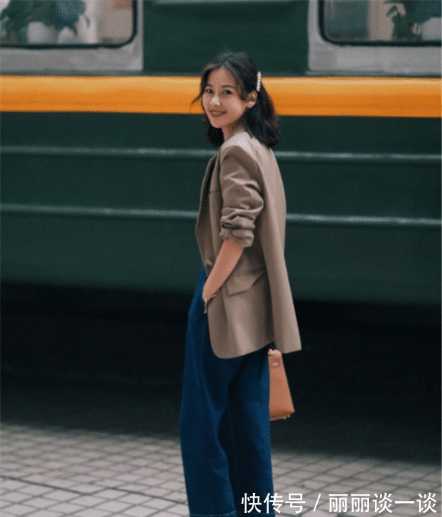 长外套 立秋之后,小个子该怎么穿试试“长外套+九分裤”,时髦又显高!