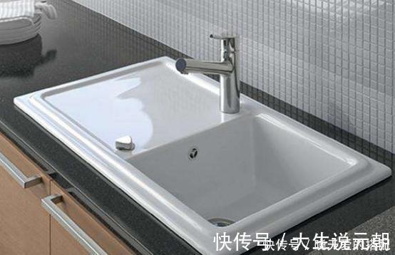 石英石|越来越多人厨房不装不锈钢水槽了,如今回家都装这种,太聪明了