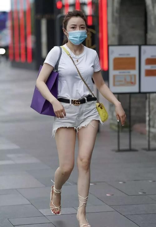 身高有限怎么穿?“拔苗助长”不是办法,这样搭小个子也占优势!