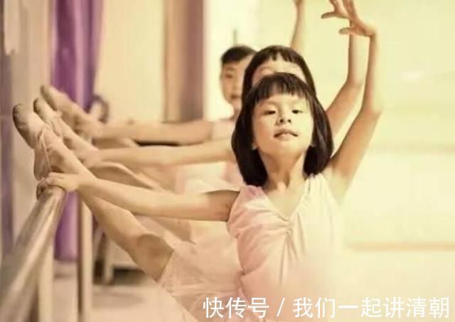 宝宝|孩子半夜睡觉腿抽筋,别以为是着凉,要抓住孩子身高“猛涨期”