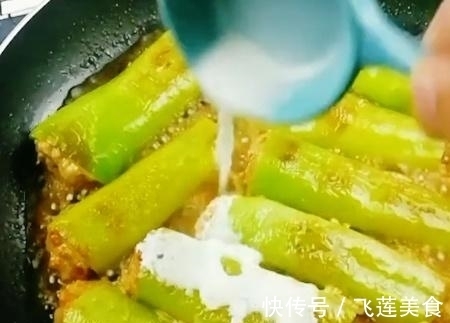 大人|大人孩子都着迷这菜，每餐都要吃，五分钟就出锅，解馋下饭香的很